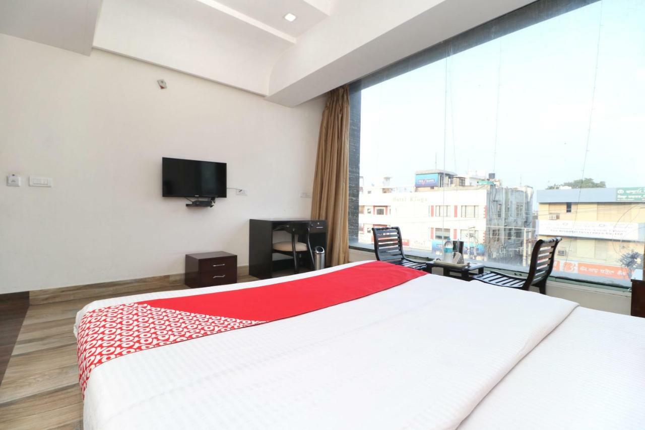 Oyo 30848 Hotel Signature Firozpur Exteriör bild